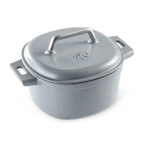 NEW PAMPERED CHEF ENAMELED DUTCH OVEN